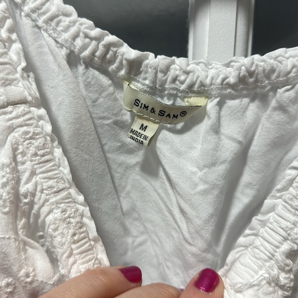 Sim & Sam Eyelet Cap Sleeve Crop Top - Picture 4 of 5